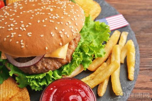 吃汉堡炸鸡视频